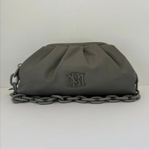 BADGLEY MISCHKA NWT Wrapped Frame Clutch With Chunky Chain